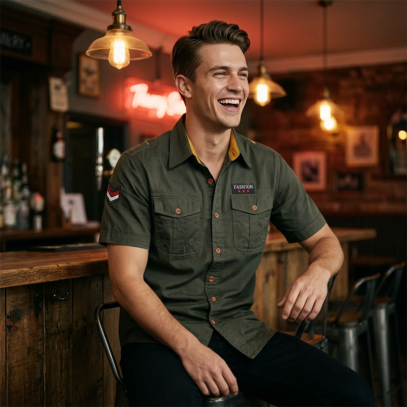 Men's Classic Fit Short Sleeve Casual Shirt